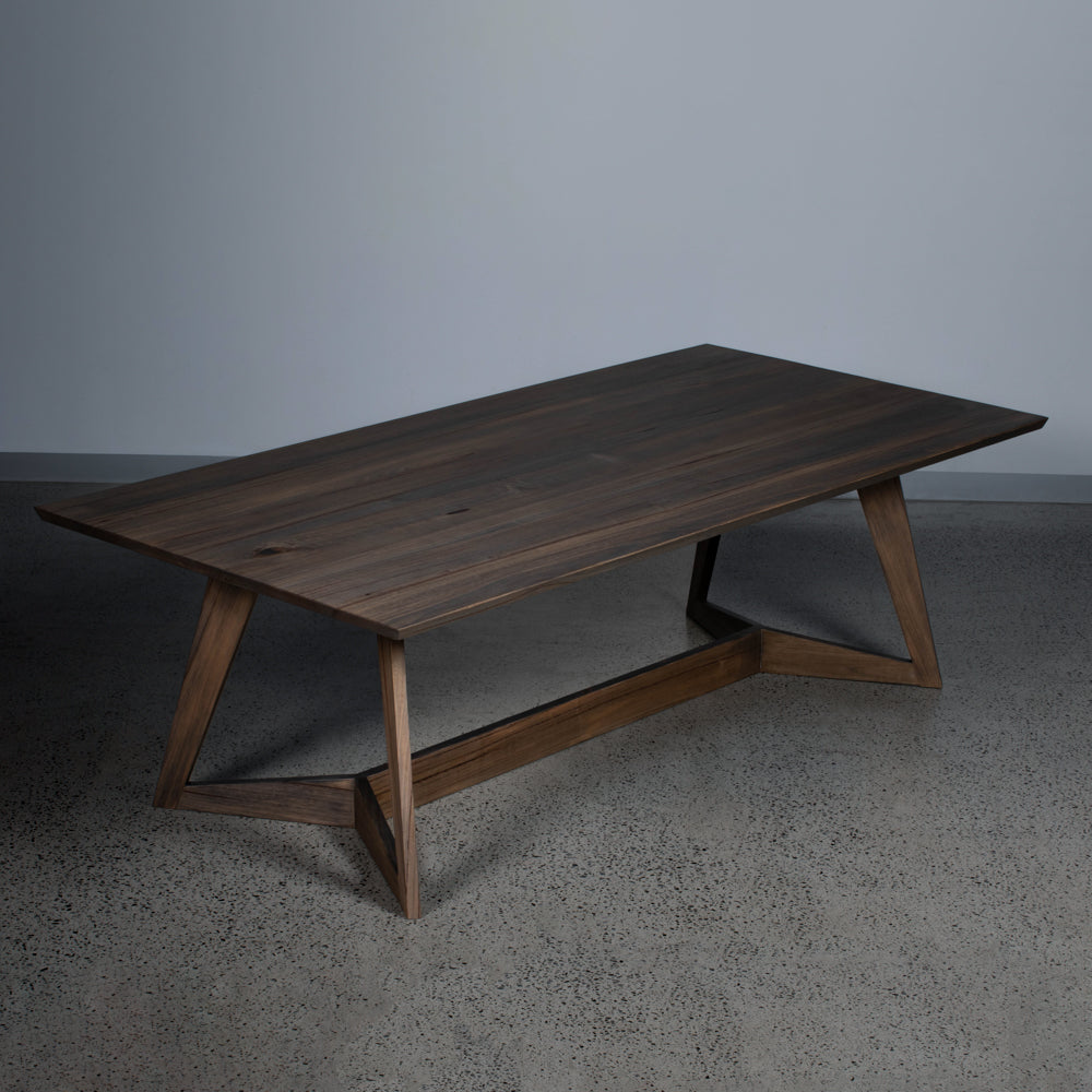 The Y Base Matego Design