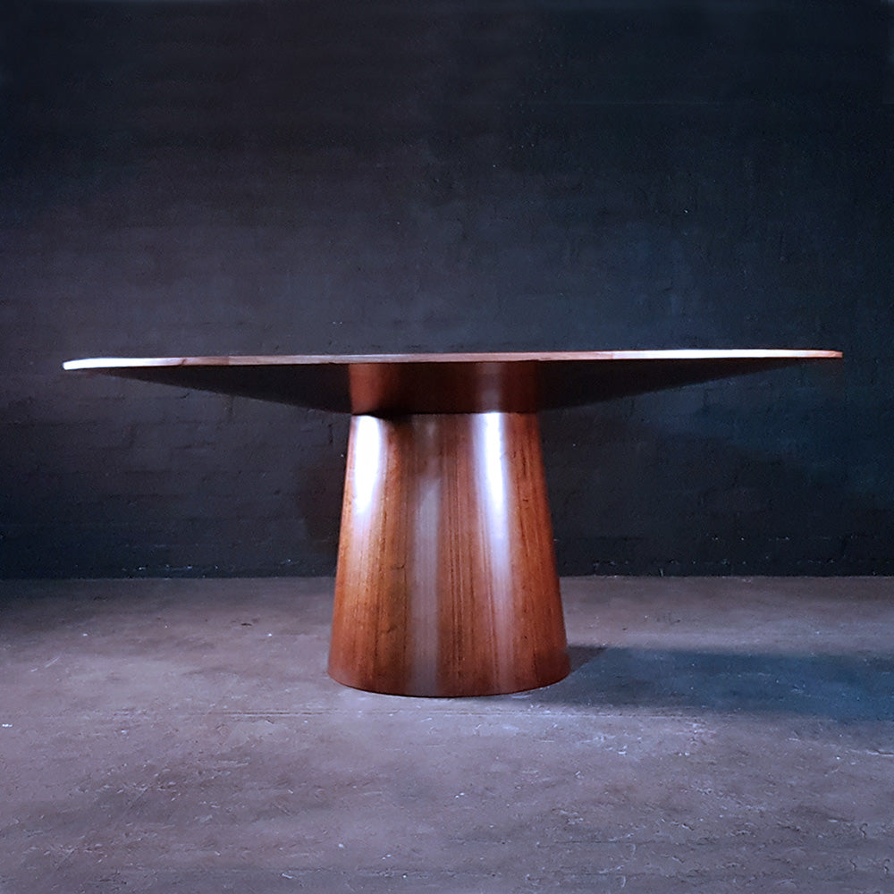 Zevael Table
