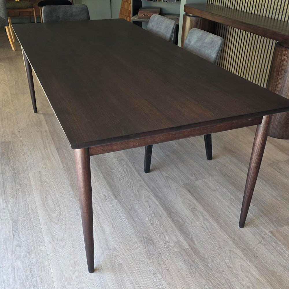 Illuka ding table held at our Factory in Wagga SS101