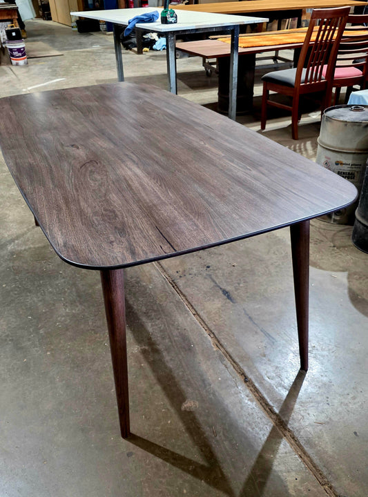 Kono Dining Table