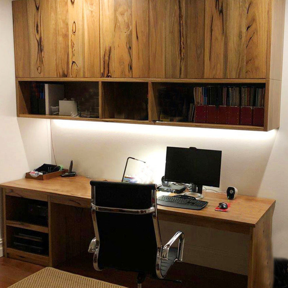 Custom Desks & Workstations